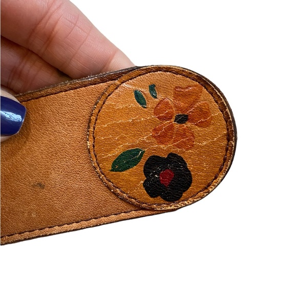 ❌SOLD🏷️Vintage Hand Painted Brown Leather Bohemian Belt - Picture 12 of 13